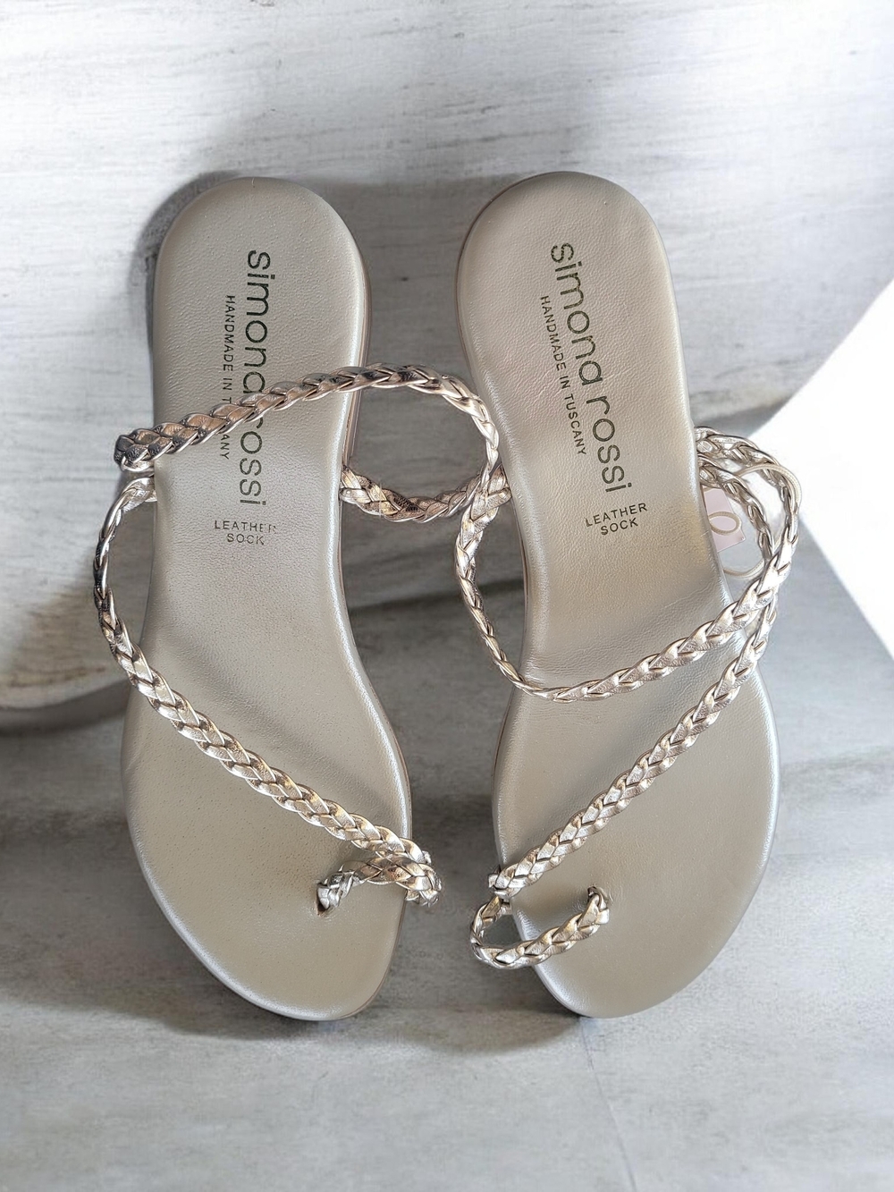 Simona Rossi Women's Leather  Braided Metallic Sandals 9 Nwt